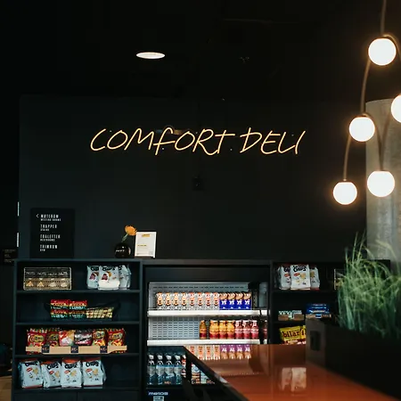 Comfort فندق 4*
